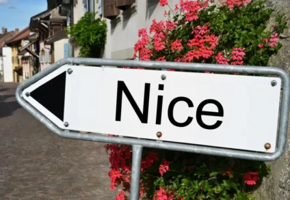 EGORA – “Inutile de former des internes, il y a assez de médecins sur la Côte d’Azur”, ironise le doyen de Nice