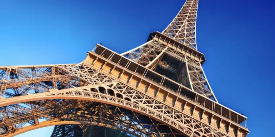 Tour Eiffel © adisa / stock.adobe.com
